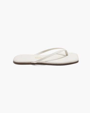 SQUARE TOE LILY