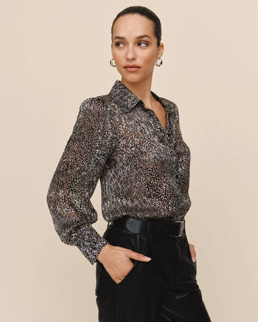 3/4 BISHOP SLEEVE BUTTON UP BLOUSE