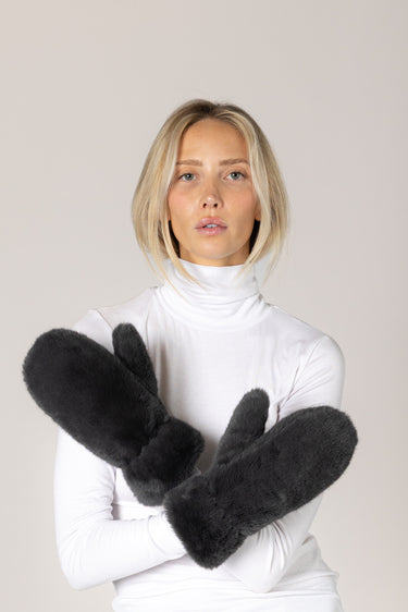 FAUX FUR LUXE MITTENS