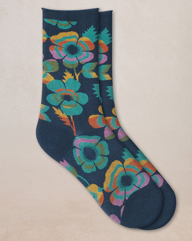 VELVETY FLORAL SOCKS