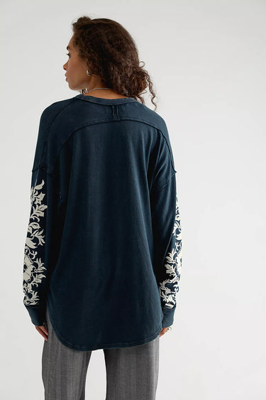 WE THE FREE FLORA OVERSIZED LONG SLEEVE TEE