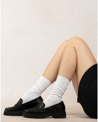 LONG SOCKS IN RIBBED LISLE YARN
