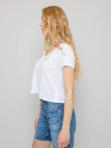 AMBER V-NECK TEE